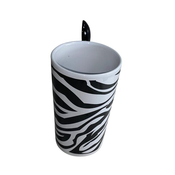 Zebra Print Mug With Matching Black Spoon 12 Oz V&S Houseware Ceramic Dishwasher - Picture 6 of 7